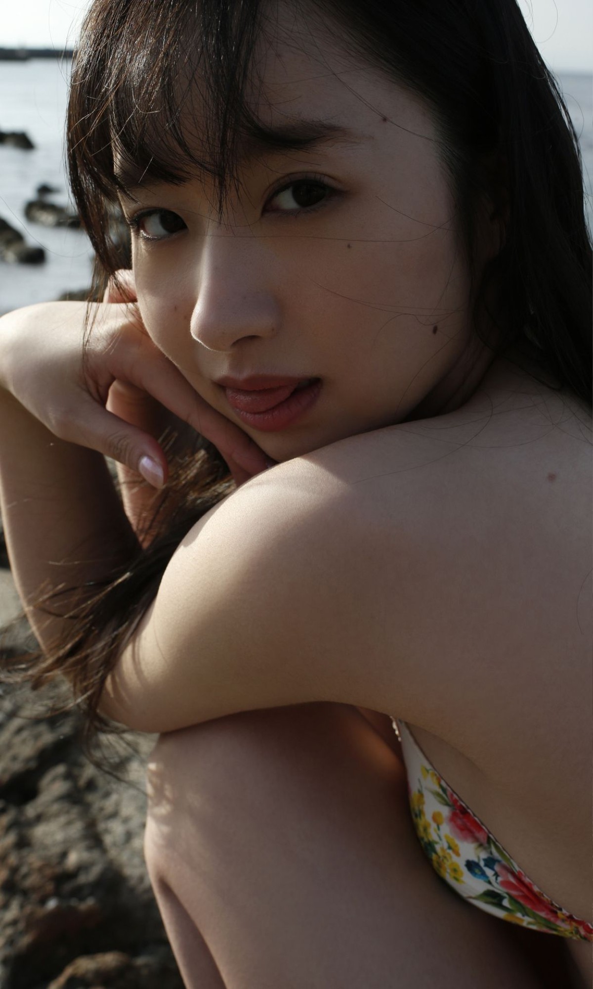 Weekly Photobook Yui Tsuji 辻優衣 Living In Oita Prefecture A Leisurely Girl 0047 1865270210.jpg