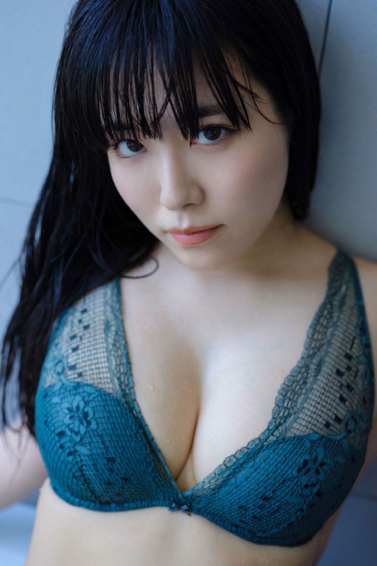 FRIDAY Digital Photobook 2022 10 14 Umi Shinonome 東雲うみ Good Woman Feeling Bare Vol 1 0015 6805492578.jpg