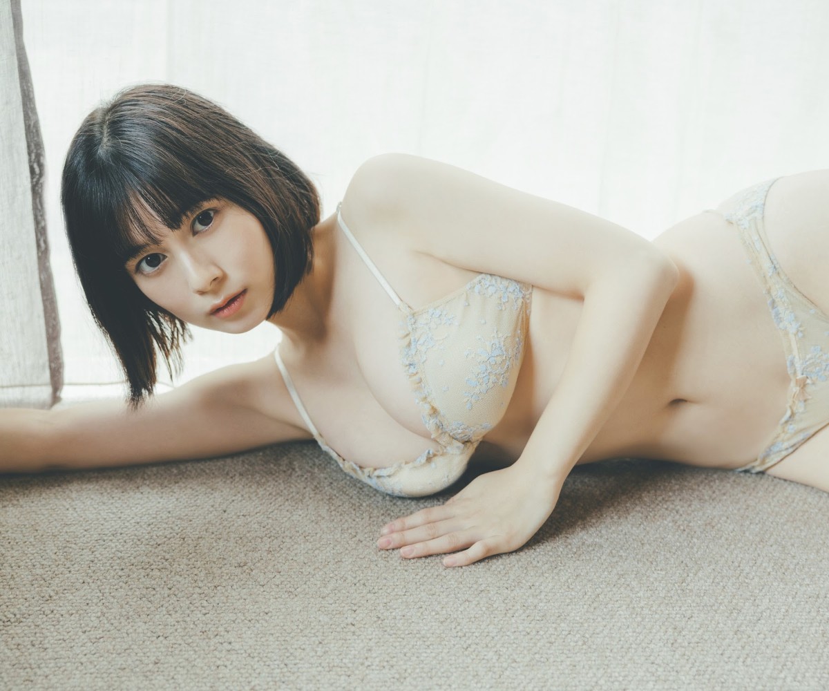 Weekly Photobook Sakurako Okubo 大久保桜子 Dearest 0022 6189965739.jpg