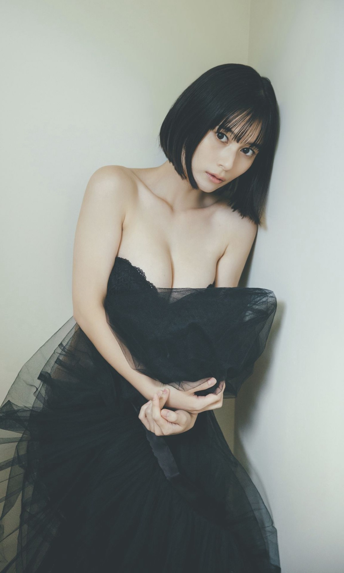 Weekly Photobook Sakurako Okubo 大久保桜子 Dearest 0067 3663928425.jpg