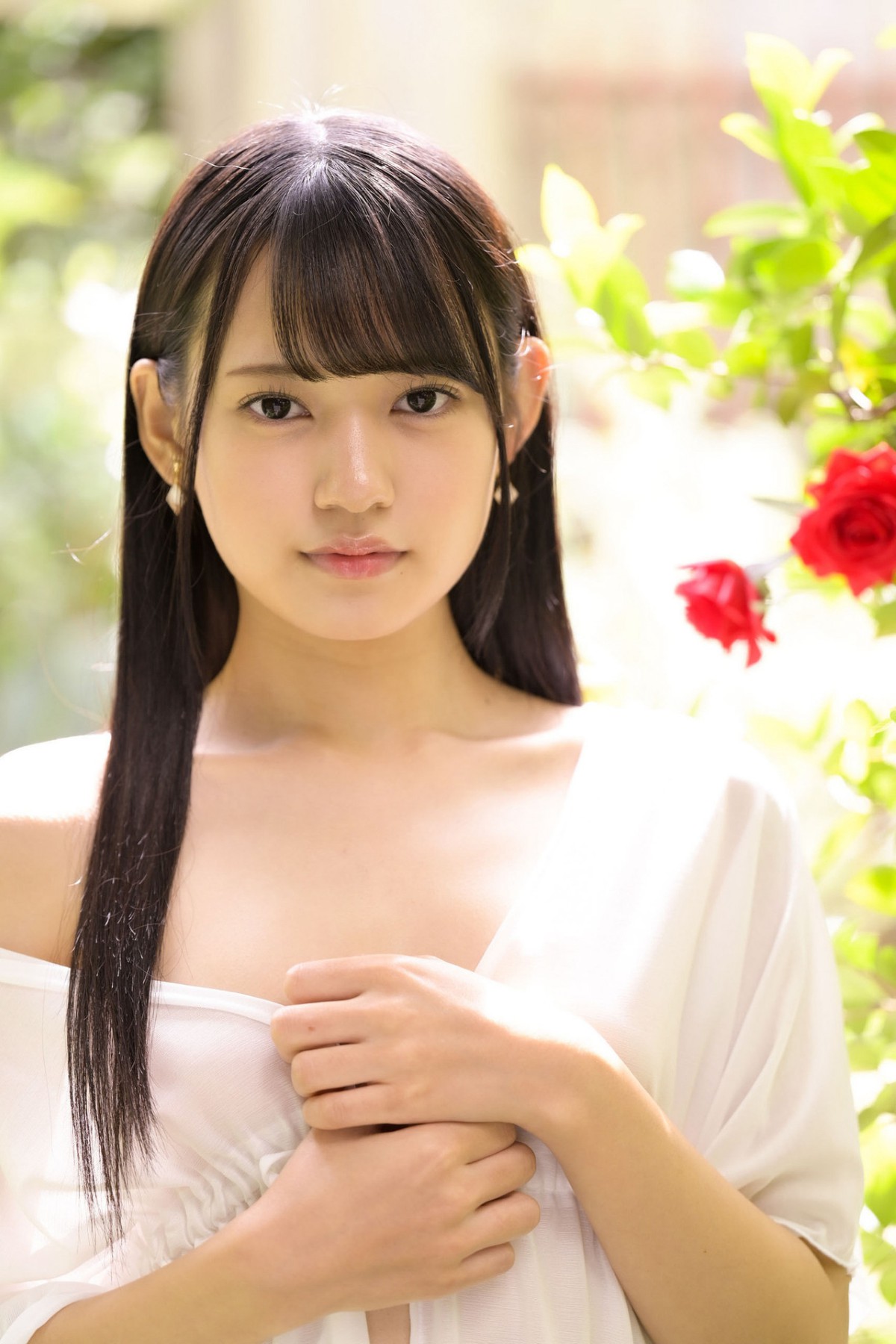 Photobook Umi Yatsugake 八掛うみ Prestige Pose Message 02 0010 1788772050.jpg