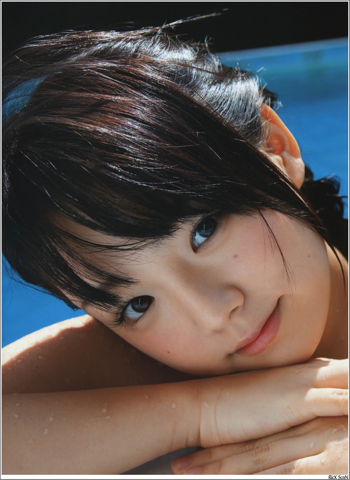 Photobook Ai Shinozaki 篠崎愛 Sakura Saku Toki 0016 8524201156.jpg