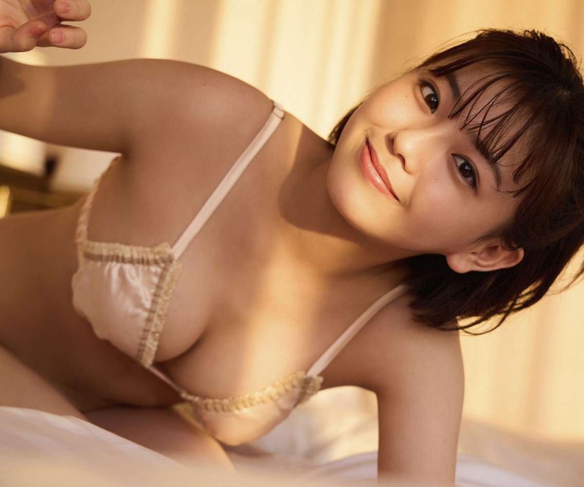 Weekly Photobook Ayu Okuma 大熊杏優 Hey I Want You To Call Me Ayu Soon No Watermark 0026 0582390451.jpg