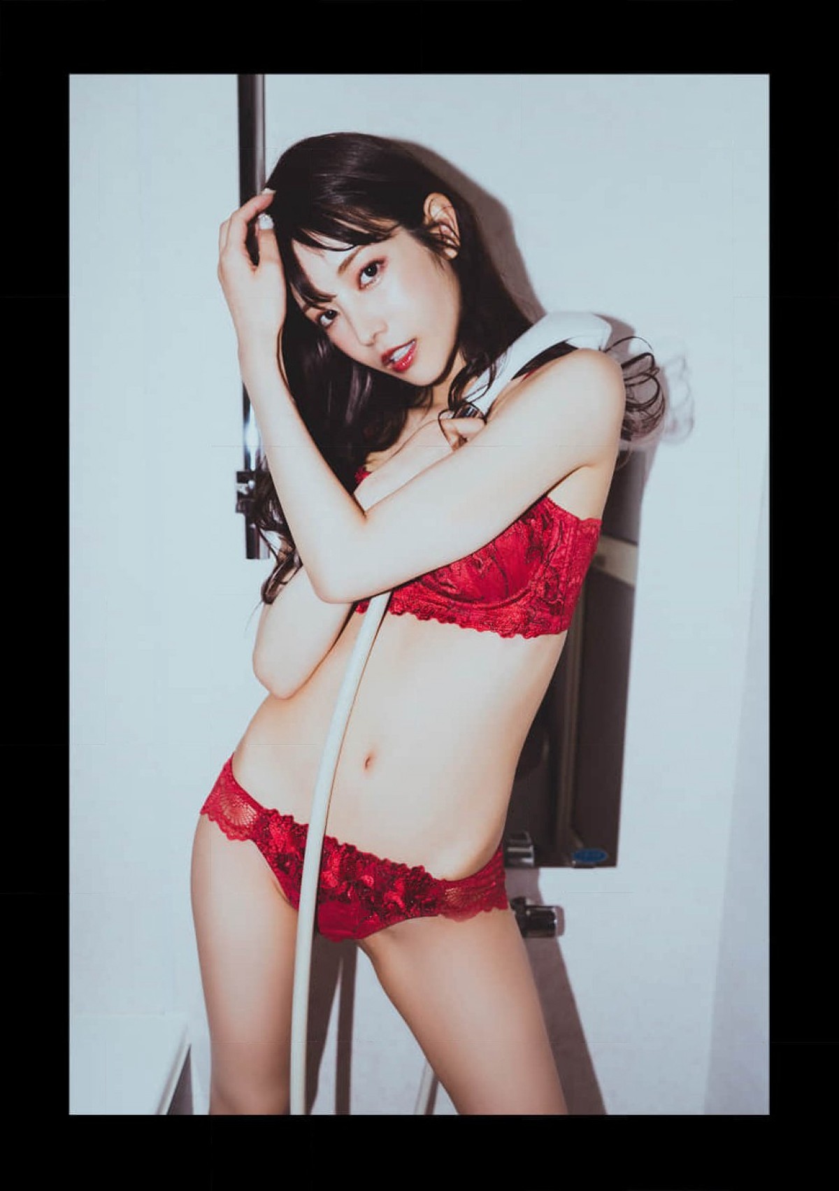 Photobook Karen Kaede 楓カレン Escape No Watermark 0050 8920385266.jpg