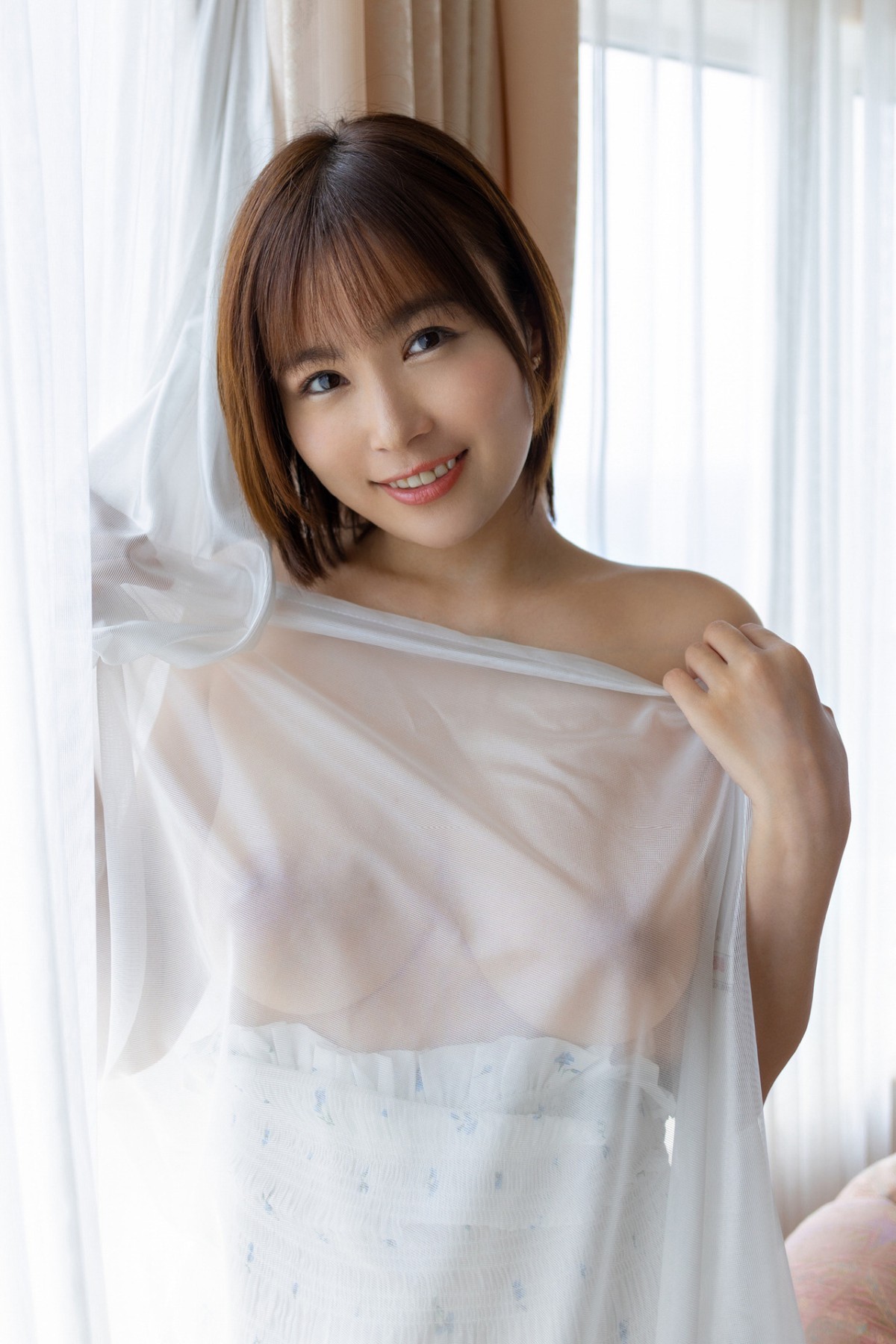 Photobook 2022 10 14 Asuna Kawai 河合あすな On That Island Where I Spent Time With You 0014 7818458105.jpg